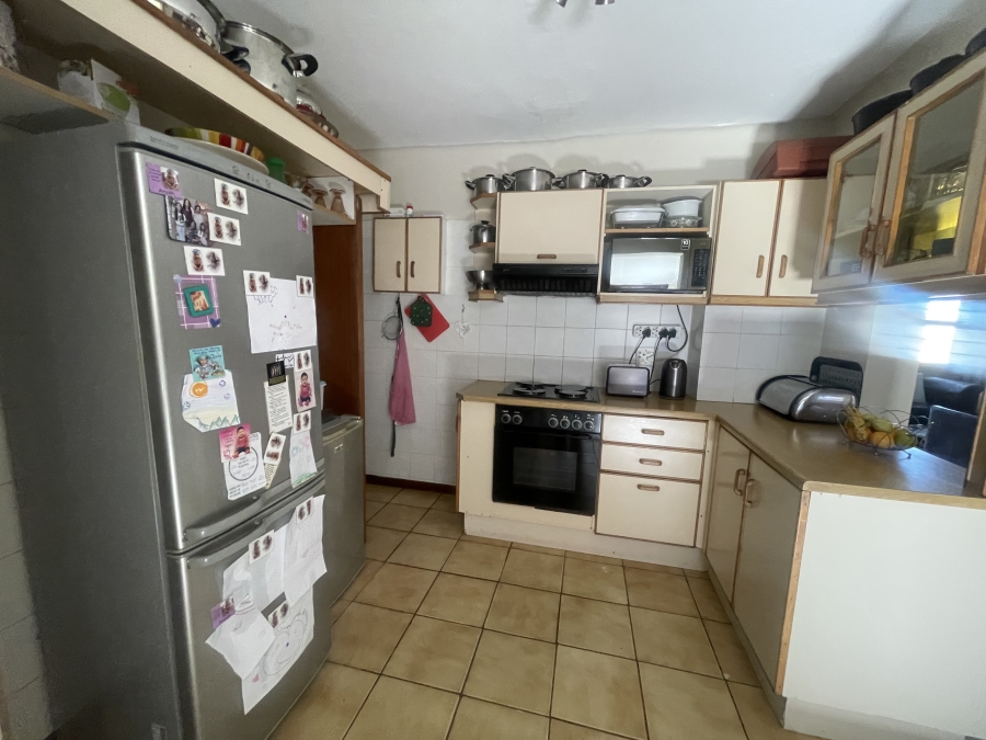 4 Bedroom Property for Sale in Braelyn Eastern Cape